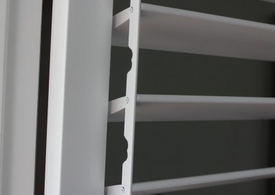 shutters-plantation-vinyl-2