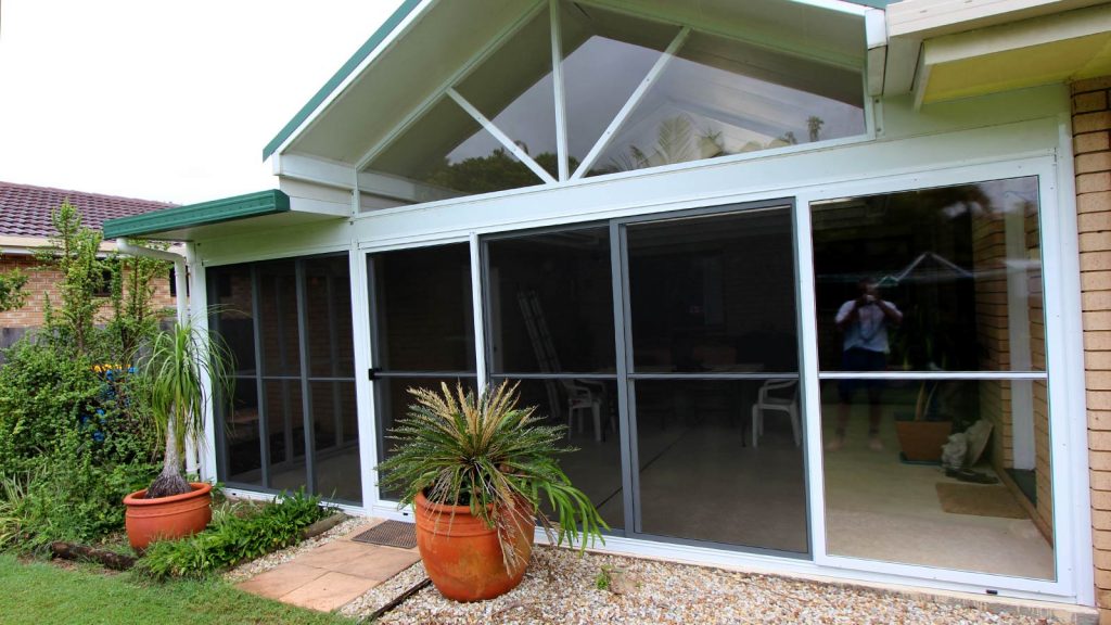 All Seasons Patio Panels with Screens in East Ballina