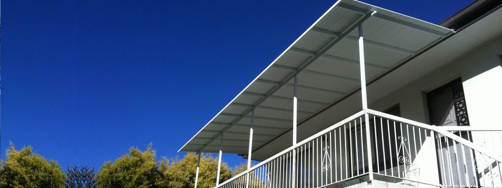 Aluminium awning