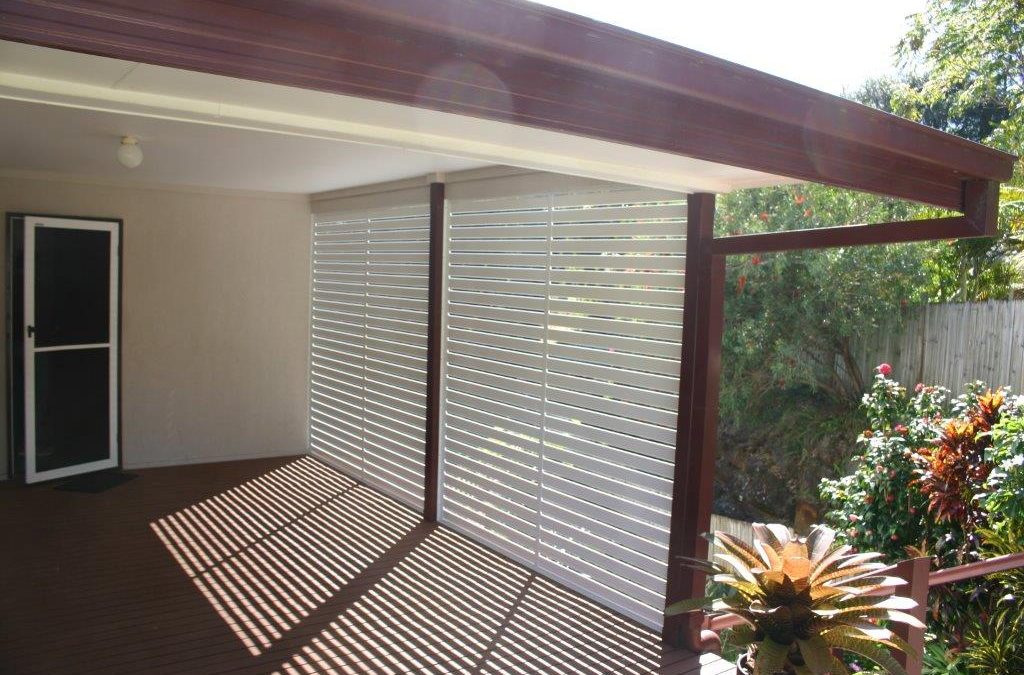 Using Aluminium Slats to Avoid Objects Falling