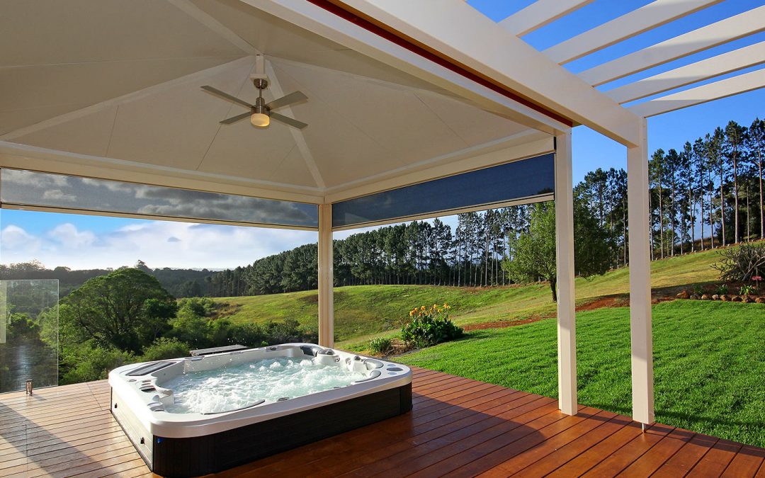 Beautiful Deck and Spa room to enjoy the sunset.