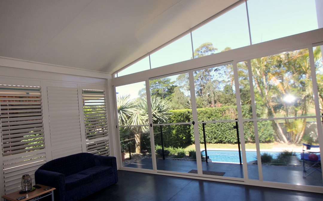 Alstonville Patio Makeover – Enclosing an Alfresco Area with Vinyl Panels and Shutters